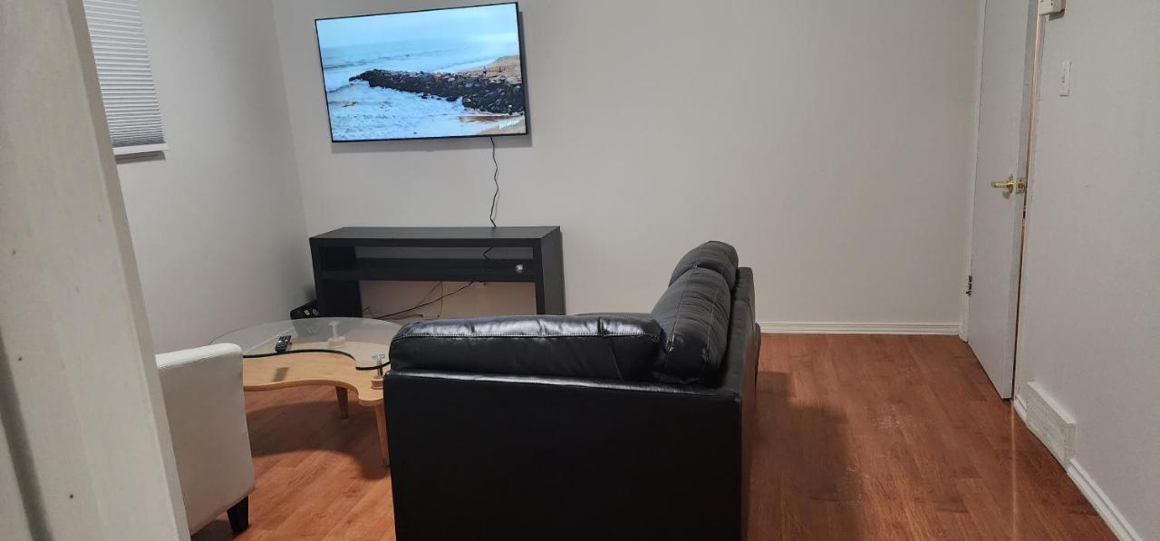 וויניפג Chesskings Guest House - Unit 1 מראה חיצוני תמונה
